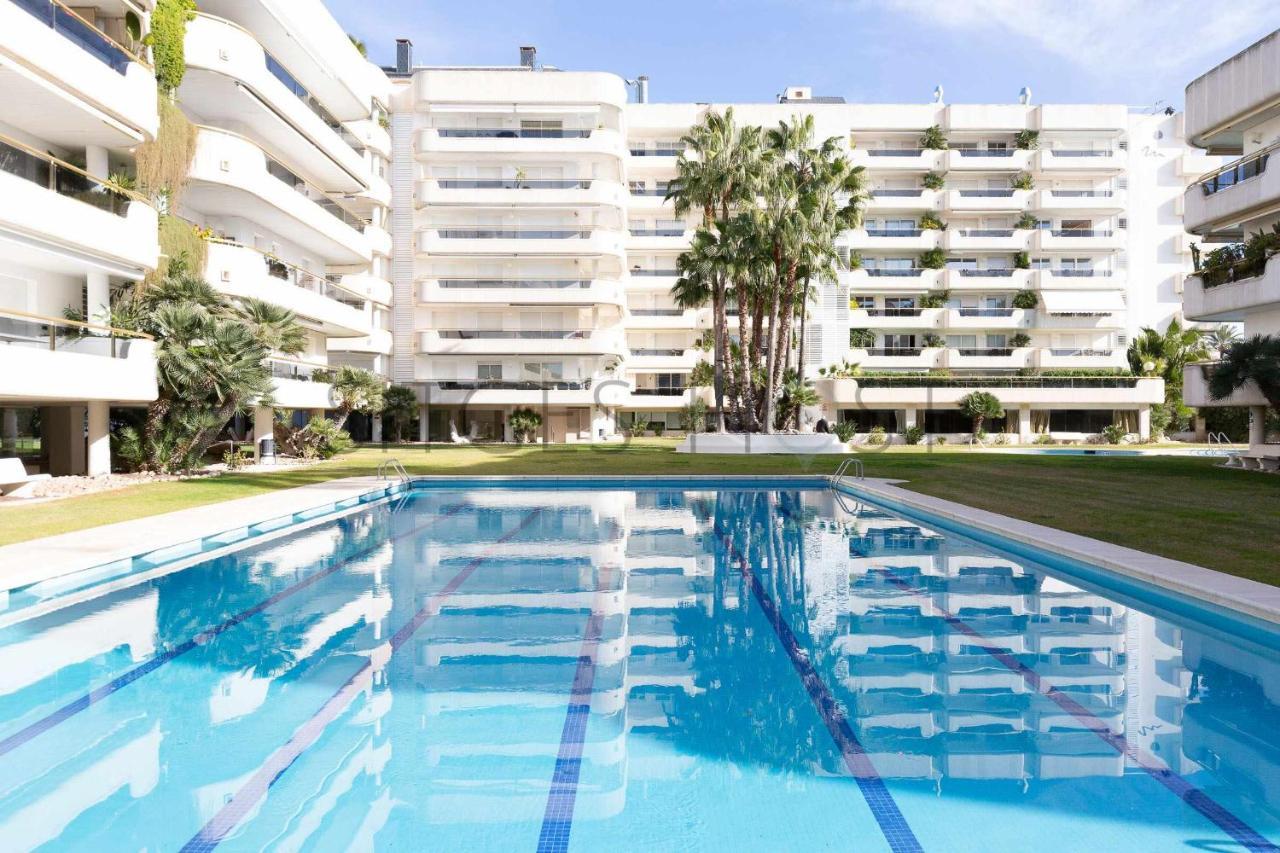 Arena Dos Piscinas Frente Al Mar *